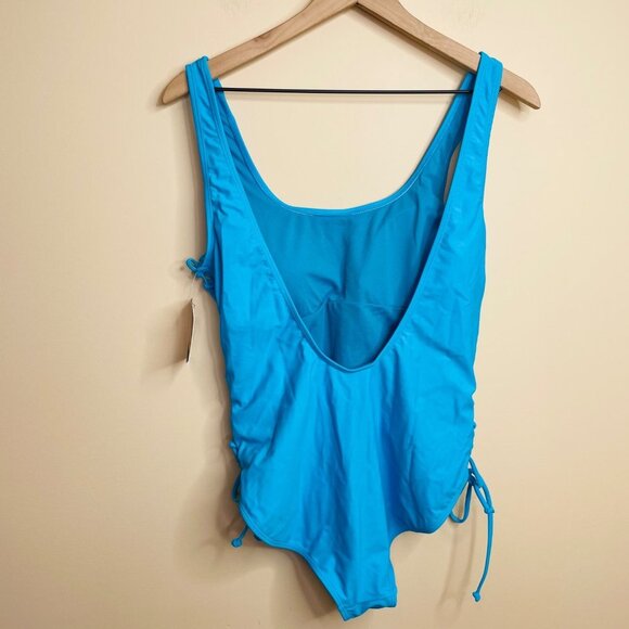 NWT CYN & LUCA Blue One Piece Swimsuit Size Large - Picture 2 of 4